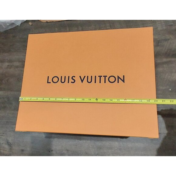 Louis Vuitton Magnetic X Large Empty Box 20” x 16.25” x 7.5” - Picture 4 of 10